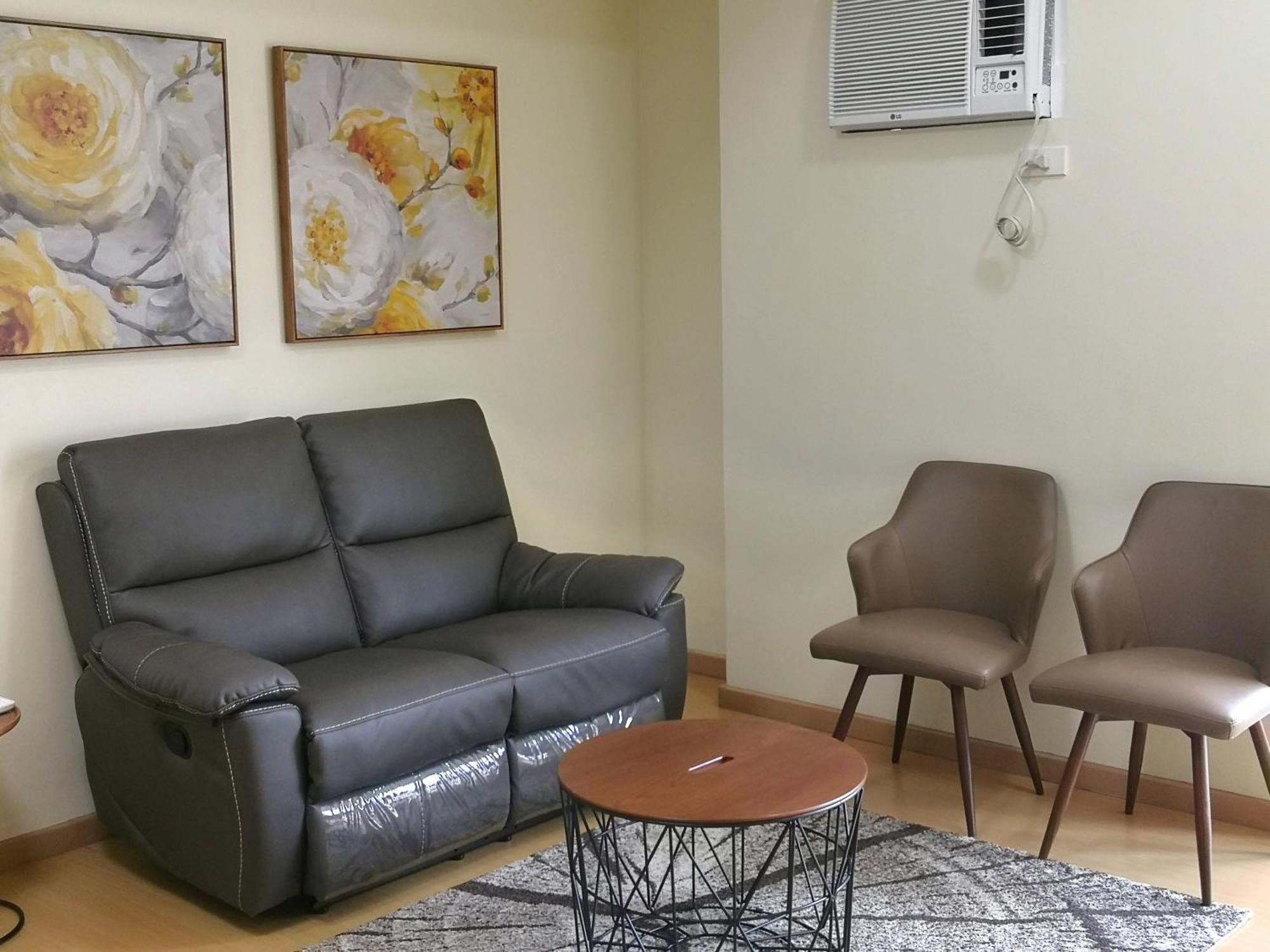 Avant Apartments At The Fort Тагиг Номер фото