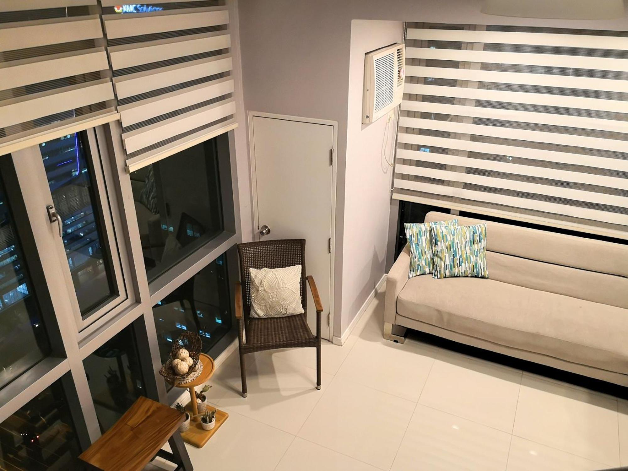 Avant Apartments At The Fort Тагиг Номер фото
