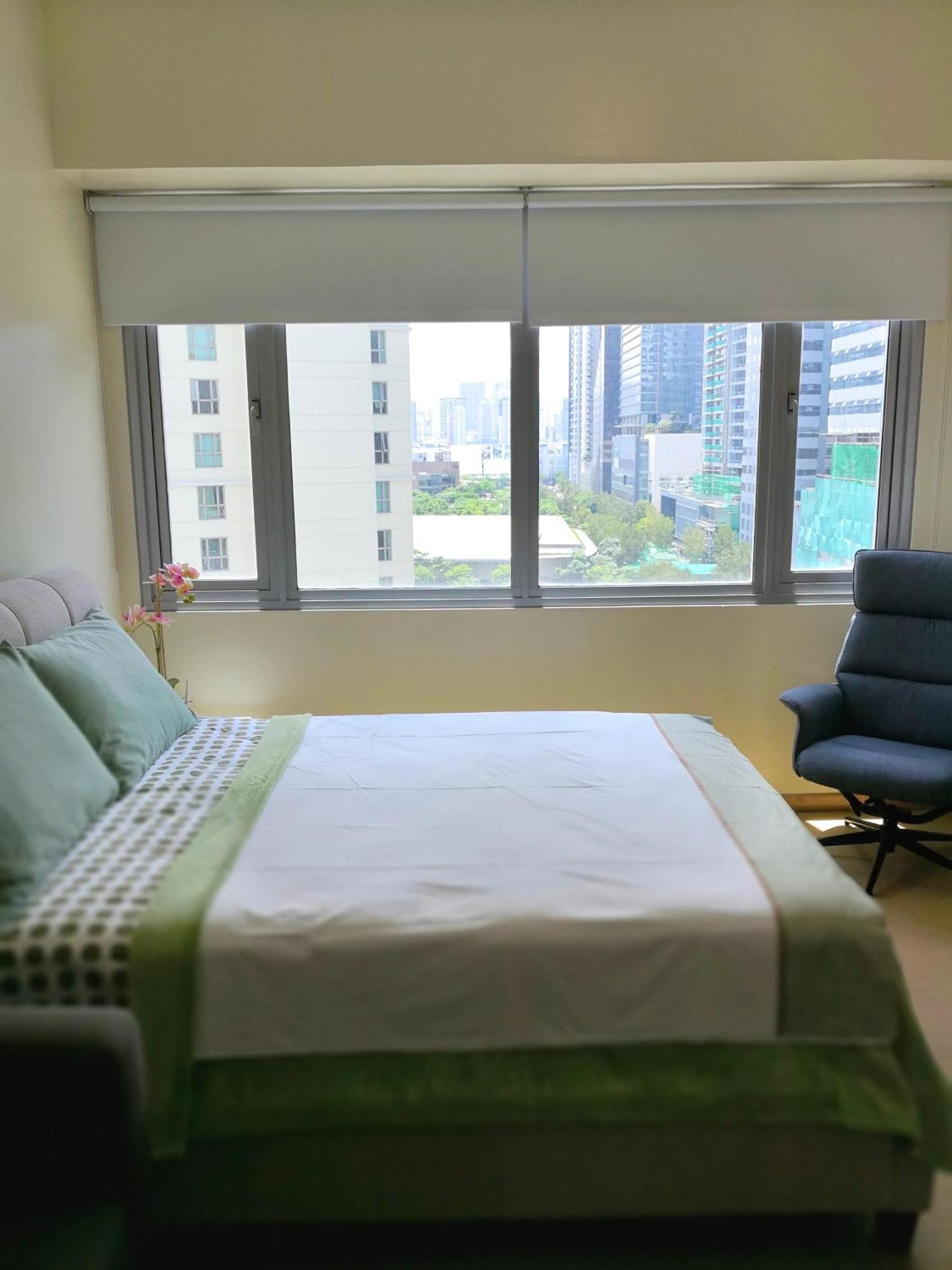 Avant Apartments At The Fort Тагиг Номер фото